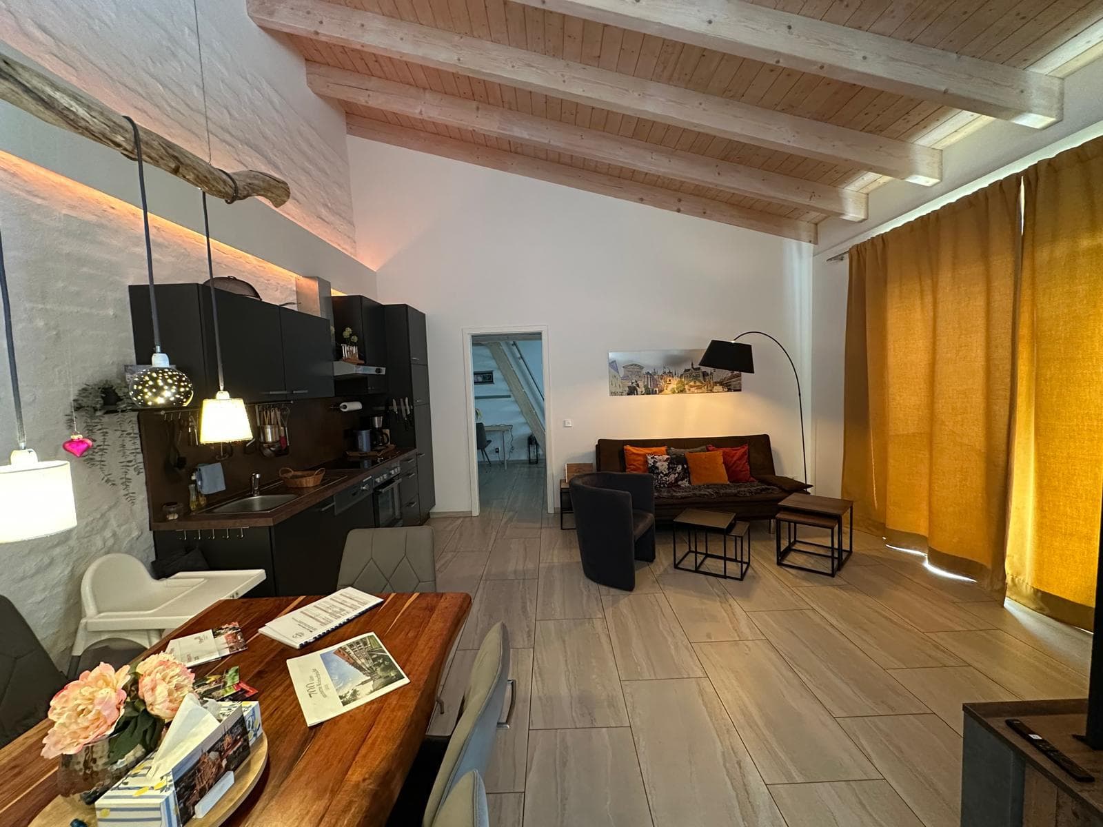 Wohnzimmer nach der Reinigung